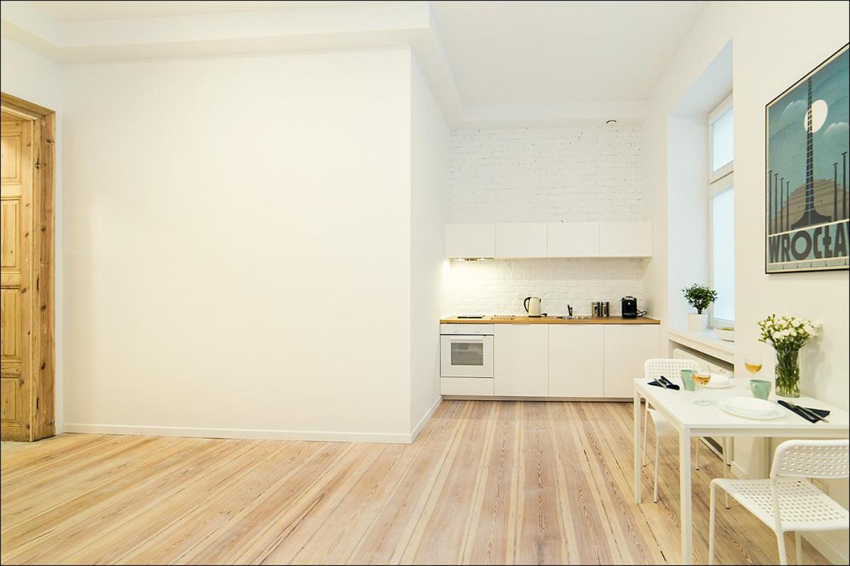 Terra Studio Dworcowa Apartment Wroclaw Exterior photo