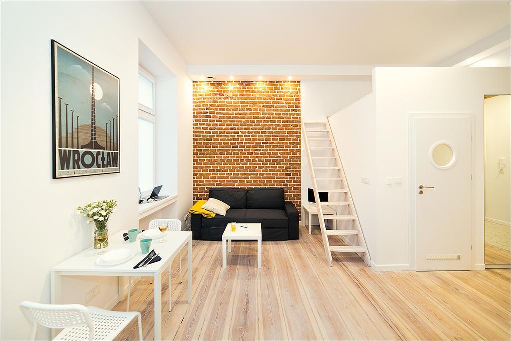 Terra Studio Dworcowa Apartment Wroclaw Exterior photo